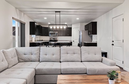 Heber House | Family Friendly Home w/Home Theatre in Beautiful Heber Valley