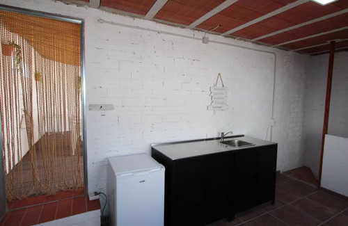 Deltebre House | Family-Friendly House with Wi-Fi, Pet-Friendly, Optional A/C, Near Dog Beach