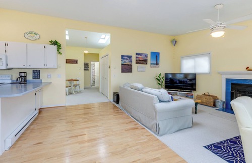 Shelby Cottage | Family Friendly Mears Cottage - Walk to the Beach!