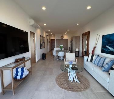 Cabo San Lucas Apartment | Family-Friendly Oceanview Retreat Resort Access