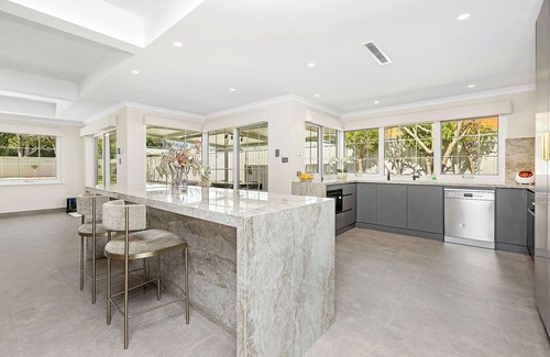 Applecross House | Family-Friendly Perth Stay with a Huge Backyard to Explore
