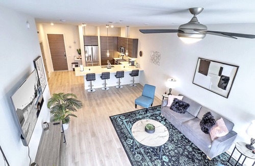 North Scottsdale Condo | Family-Friendly| Pool, Rooftop & Near to Old Town