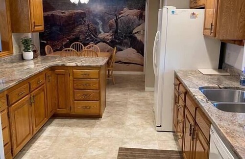 St. George Resort | Family-Friendly Resort Condo with Arcade!