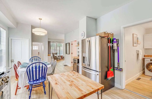 Manistee House | Family-Friendly Retreat near Manistee Riverwalk - dogs allowed