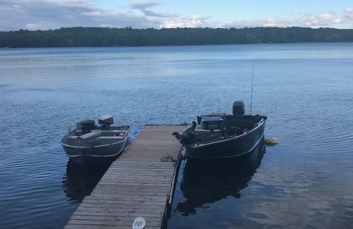 Lakehurst Cottage | Family Friendly Shallow/Clear Water Cottage on Beautiful Sandy Lake.