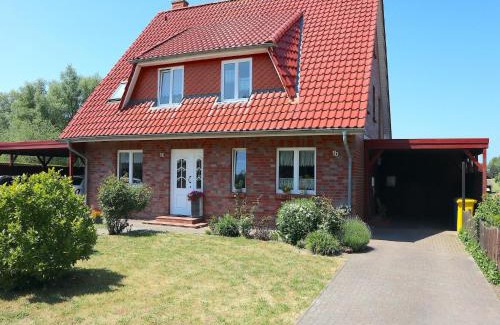 Alt Bukow House | Family-Friendly Stay in Alt Bukow, cleaning included