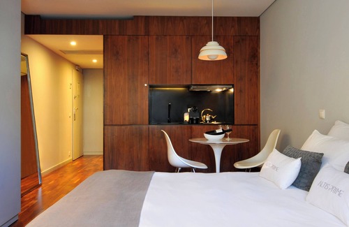 Santo Antonio Hotel | Family-Friendly Unit at Altis Prime, Near Attractions! Onsite Jacuzzi!