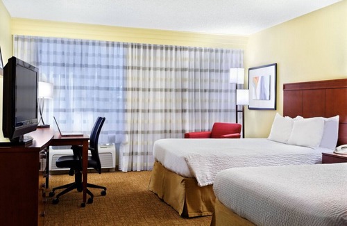 Brookhollow Hotel | Family-Friendly Unit w/BBQ Access Near Downtown Houston