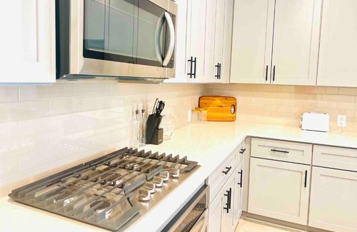 Alanya Apartment | Family-Friendly Urban Retreat: Experience the comfort of this inviting apartment, perfect for families.