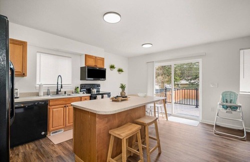 Spokane House | Family Friendly Haven I Renovated & Spacious