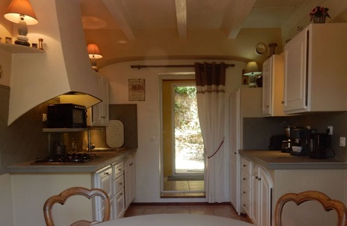 Le Val Villa | Family friendly villa with heated pool in quiet hillside area between sea/ Verdon