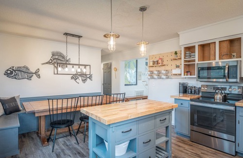 Onancock House | Family Friendly Waterfront Escape w/pier, gameroom, and fire pit!