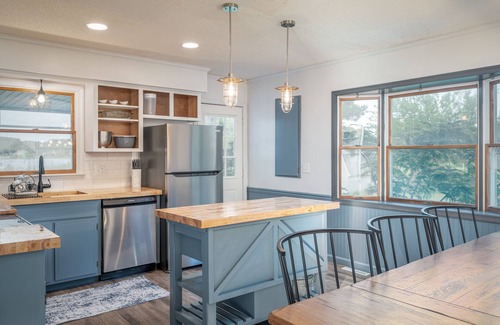 Onancock House | Family Friendly Waterfront Escape w/pier, gameroom, and fire pit!