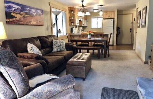 Winter Park Condo | Family friendly Winter Park Condo on free bus route. Perfect for ski vacation!