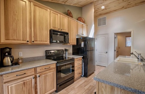 Pinetop Cabin | Family Fun! Sky-Lite Lodge Clean Internet Single Story Pinetop Lakes 3bd Cabin