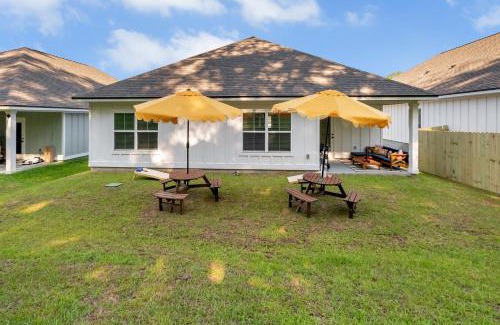 Tallahassee House | Family&Group Getaway - 4BR Tallahassee Home for 10