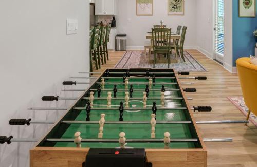 Tallahassee House | Family&Group Getaway - 4BR Tallahassee Home for 10