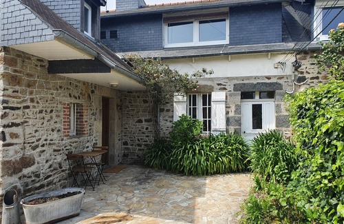 Binic House | Family home, 5 minutes from the beach