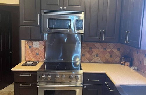 Eastern Division House | Family home in central laredo