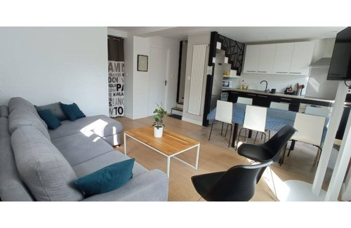 Chatillon House | Family home just outside Paris