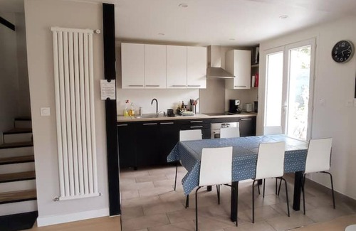 Chatillon House | Family home just outside Paris