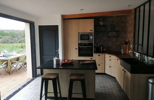 Questembert House | Family home near Vannes + year-round spa