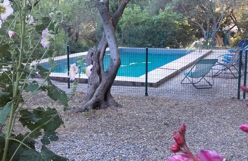 Toulon House | Family home Superb view. July/August 11 rooms, 9 bedrooms, sleeps 16 max.