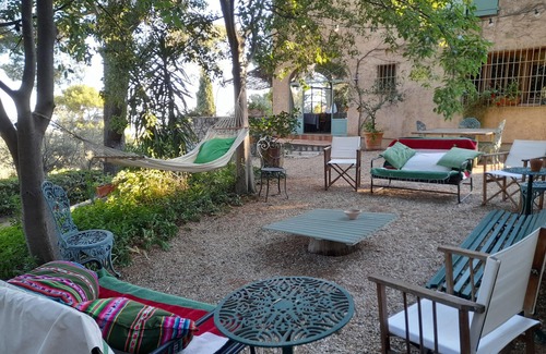 Toulon House | Family home Superb view. July/August 11 rooms, 9 bedrooms, sleeps 16 max.