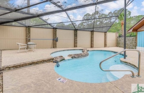 Savannah House | Family Home w Pool & Game-room near Downtown & Beach