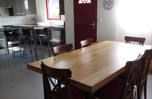 Lannion House | FAMILY HOME WALLED GARDEN