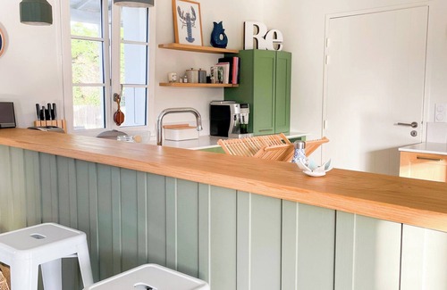 Loix House | Family home with swimming pool between sea and countryside