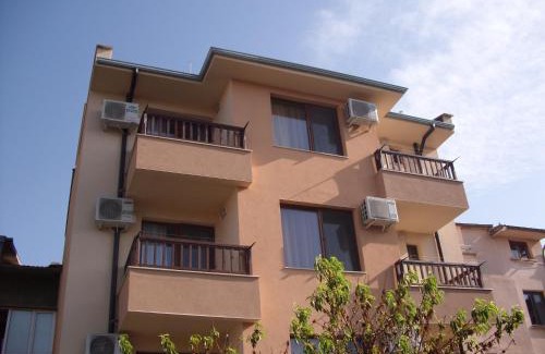 Chernomorets Hotel | Family Hotel Malibu