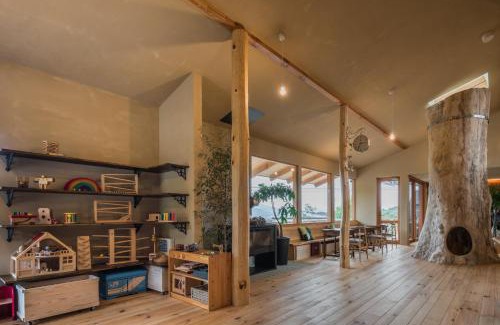 Matsumoto House | Family Hotel Matsumoto Satoyama Doors