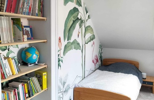 Novel Villa | Family house in Annecy,between lake and mountains,Lake easily accessible by bike