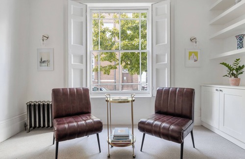 Elephant and Castle House | Family House Up To 8ppl w/Rooftop Terrace