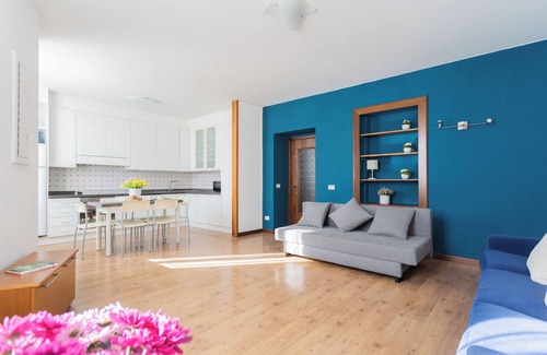 Azzano Apartment | Family Lake Apartment by Rent all Como