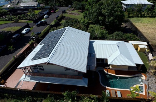 Keaukaha Villa | Family luxury villa w/Pool Hilo — 5 min from the beach!