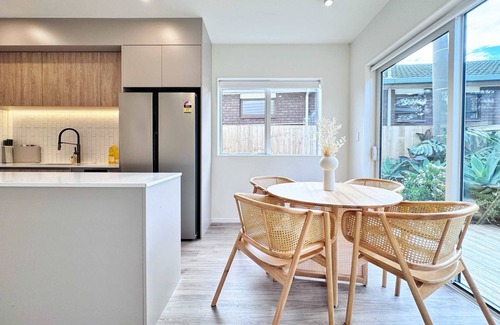 Torbay Condo | Family Oasis 3BR vs Backyard Near Beach in Torbay