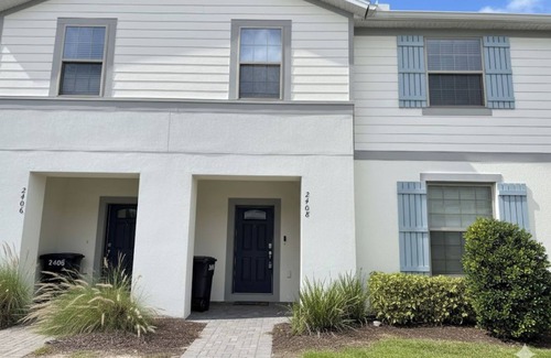 Windsor Hills House | Family Oasis! Luxe 5BD/4.5BA Townhouse w/Private pool, Disney Proximity