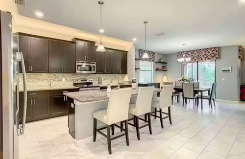 Loughman Resort | Family Paradise at Solterra