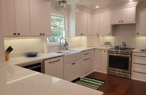 West Beach House | Family & Pet friendly Beachfront - 5 Eugenia