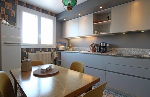 Yquelon Cottage | Family Retreat: Cozy Home Near Granville – Terrace, Garden, Parking, Bikes, and More!