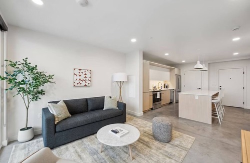 Rio Grande Hotel | Family Retreat in SLC w/Modern Amenities | Near Museum & Delta Center | 4 Units