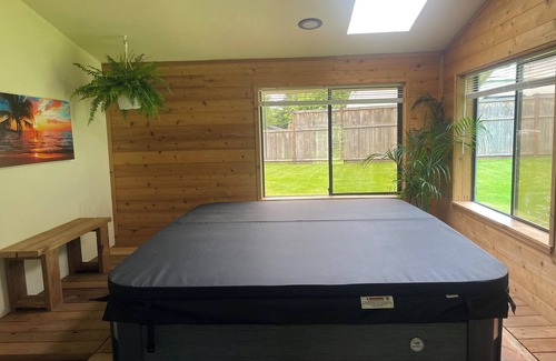 East Olympia House | Family Retreat-Indoor Spa and Game Room