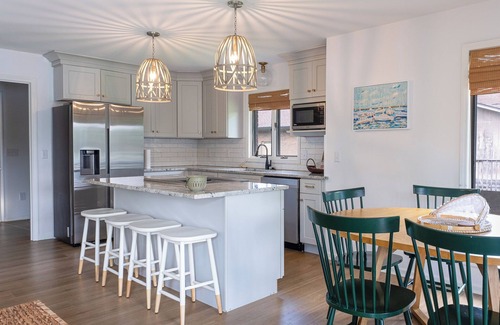 Normandy Shores House | Family Retreat on South Cove of Lake Keowee; Private Dock; ~ 10 Mi from Clemson
