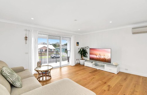 Long Jetty House | Family Retreat on Stella