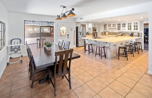 Flagstaff House | family retreat with hot tub and game room