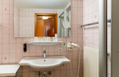 City Centre Salzburg House | Family room with breakfast - Hotel Trumer Stube