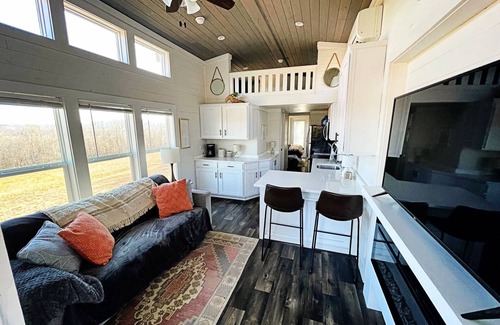Chickamauga Lake House | Family Style Tiny Home with Fantastic River Views