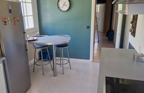 Hardelot-Plage Villa | Family villa sleeps 11. 10 mn walk to the beach. Ideal for families